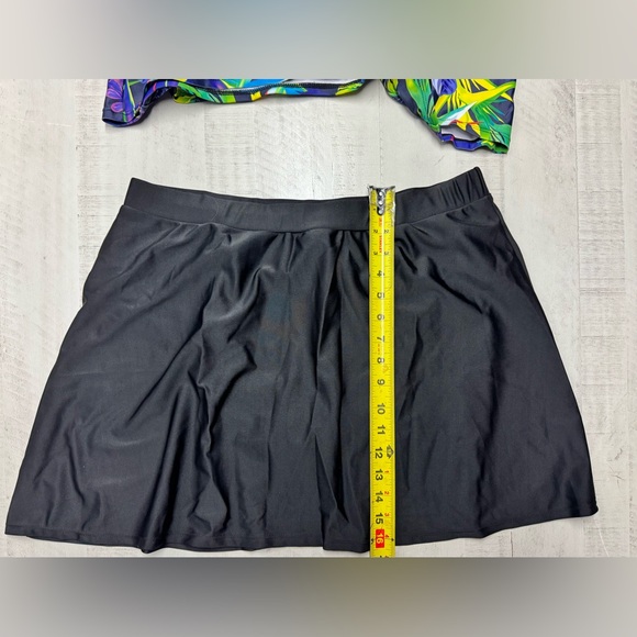 Floral Print Plus Size Tankini Swimsuit with Tummy Control Skirt /Skort - Picture 7 of 10